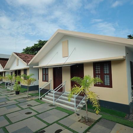 Lakeway Resorts Alappuzha Экстерьер фото