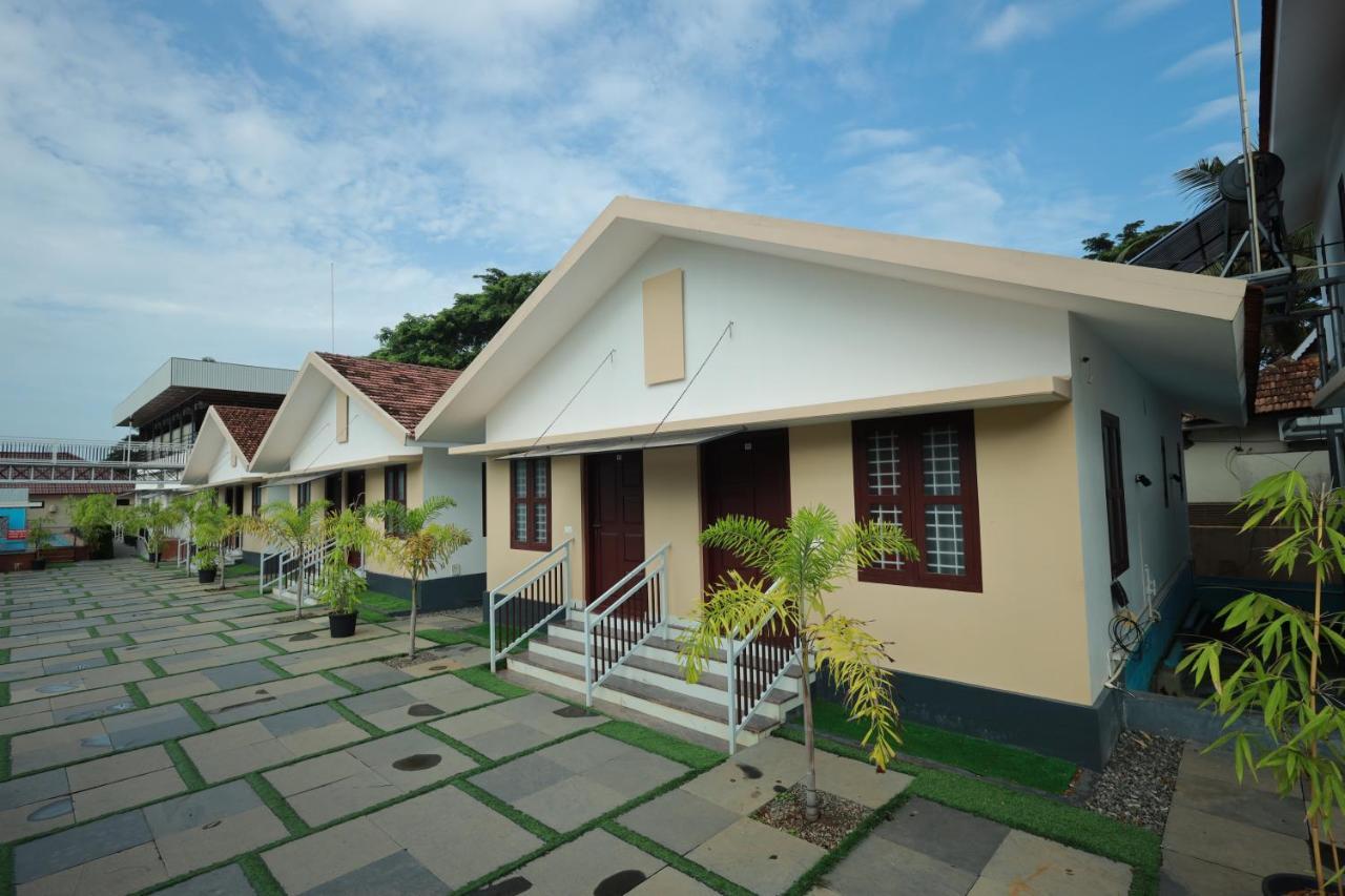 Lakeway Resorts Alappuzha Экстерьер фото